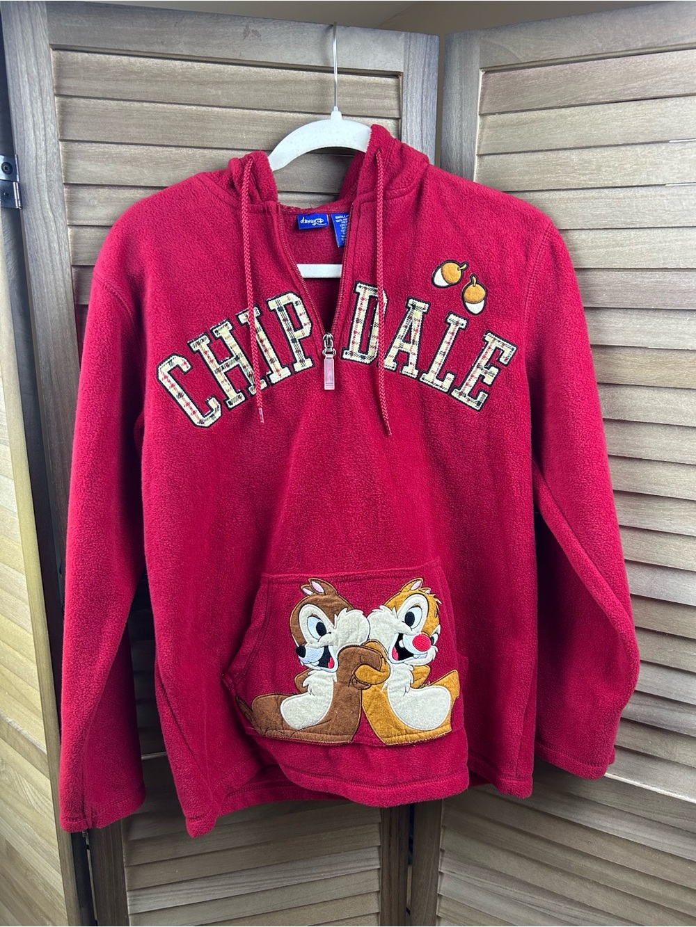 Disney Store Chip ‘n Dale Red Fleece Hoodie Quarter Zip Pullover Women’s Small